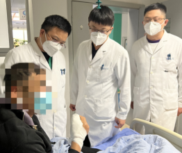 十堰市太和医院成功为一手指毁损患者实施人工皮肤移植手术