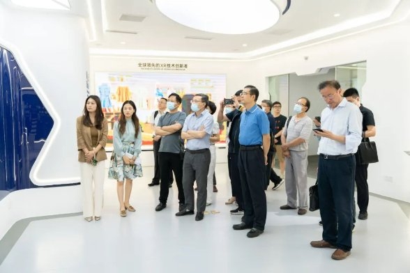 杭州市政府副秘书长、市政府研究室（参事室）主任马骏率考察团莅临相芯科技